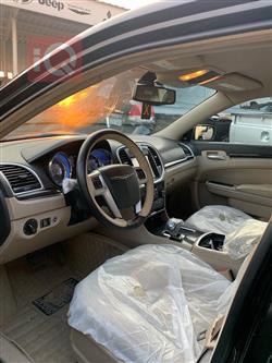 کرایسلەر 300